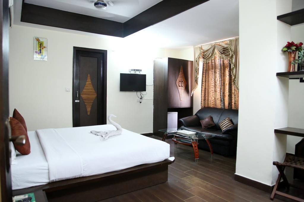Hotel Ananda Delhi  Rum bild